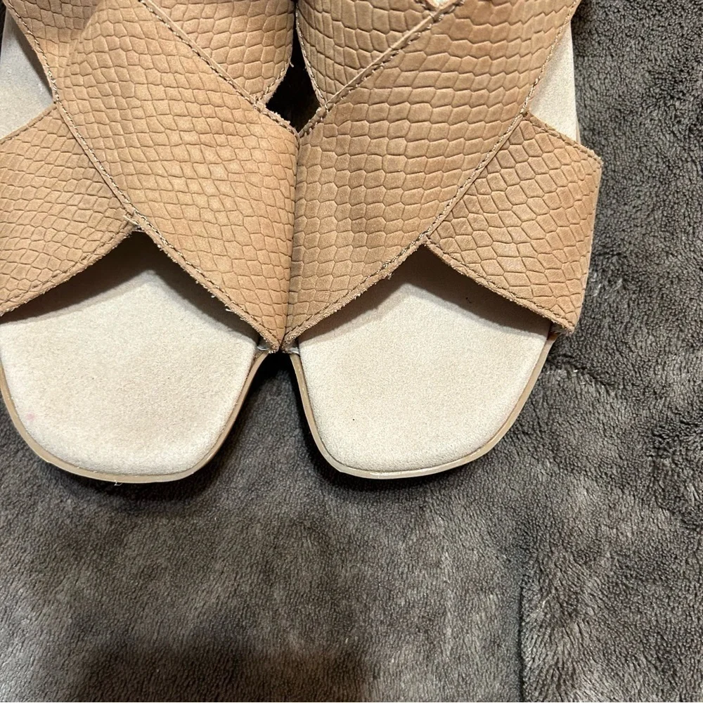 Munro Jenny Sandal Block Heel Square Toe Tan Lizard Nubuck Suede Like New​